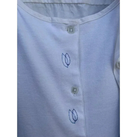 Bobbie Brooks Womens Short Sleeve Floral Embroidery Shirt White Blue 22w/24w - Picture 9 of 10